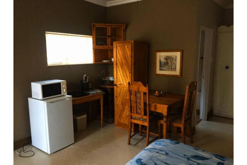 Farm stay at Fennel Cottage on Haldon Estate Apartment, Bloemfontein - imaginea 6