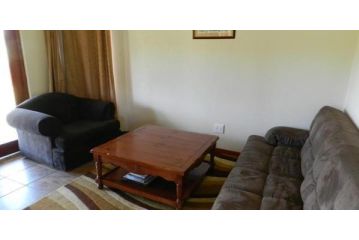 Field and Stream Apartment, Dullstroom - 4