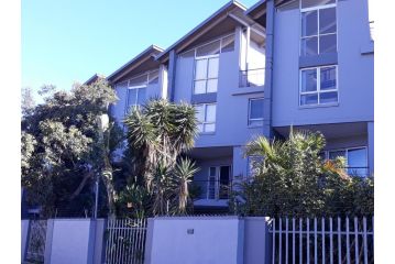 Field's Rest: The Apartment, Port Elizabeth - 2