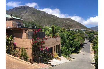 Fig Tree Cottage Close to Sea and Shops Apartment, Cape Town - 4