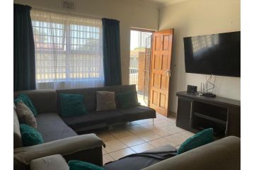 Fil Apartment, Port Elizabeth - 2