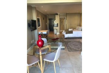 Firmont on Main Apartment, Cape Town - 4