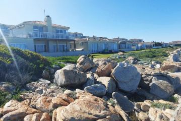 First Group Hermanus Beach Club Hotel, Hermanus - 2