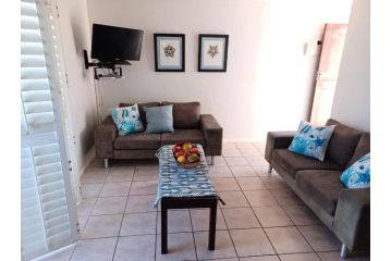 Flamingo's Nest Apartment, Langebaan - 5