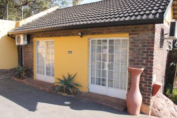 Flintstones Guest House Fourways Guest house, Johannesburg - 3