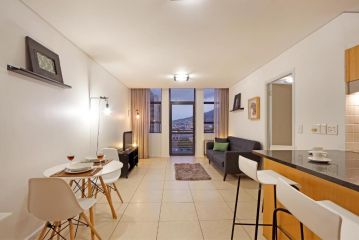 Fountain Suite 906 by HostAgents Apartment, Cape Town - 3