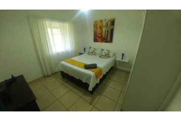 Four Seasons Self-Catering Apartment, Graskop - 4