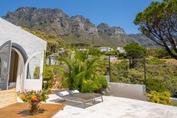 Four Uitsig Camps Bay Apartment, Cape Town - 1