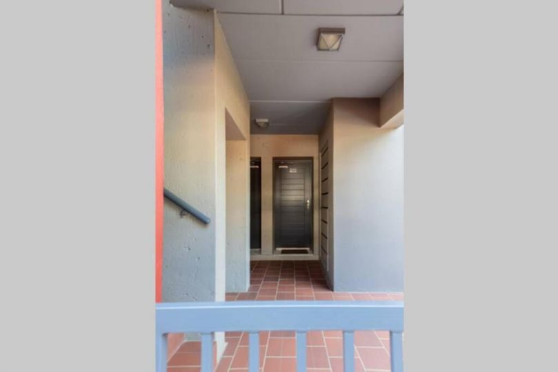 Fourways Self catering. Warm, cozy with Wifi & Garden Apartment, Johannesburg - imaginea 14