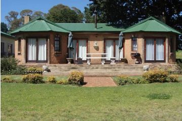 Fox & Squirrel Guest house, Dullstroom - 2