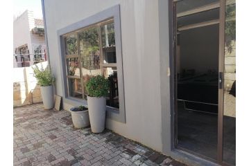 FRANCHISE BENONI GUEST HOUSE Guest house, Benoni - 2
