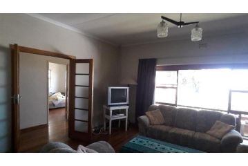 Frangipani beach house Guest house, Jeffreys Bay - 4