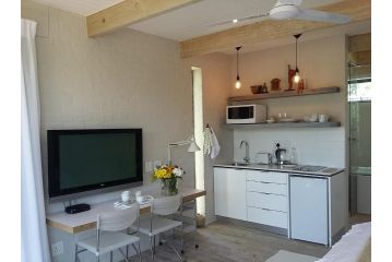 Fresh Apartment, Cape Town - 5