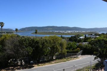 Friendz Guesthouse Guest house, Knysna - 4