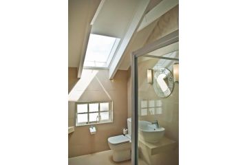 Funky Town Hotel, Jeffreys Bay - 5