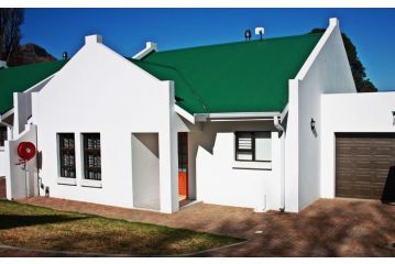 Gable Cottages 3 Apartment, Clarens - 2