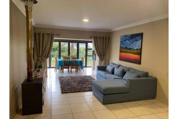 Gable Cottages No.4 Clarens Apartment, Clarens - 1