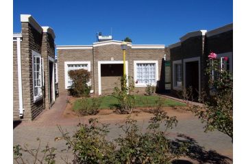 Gables Inn Apartment, Colesberg - 1