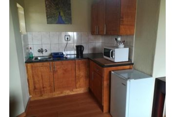 Gaggle Inn Country Estate Hotel, Kroonstad - 1
