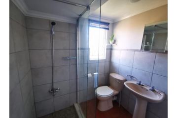 Garden Cottage on the Hill Apartment, Durban - 5