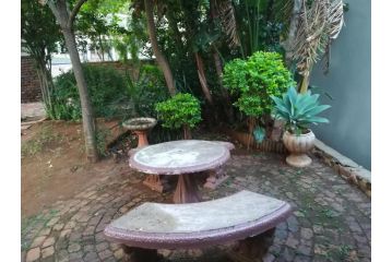 Harties Garden Home - 16 Sleeper Hartbeespoort Dam Guest house, Hartbeespoort - 5