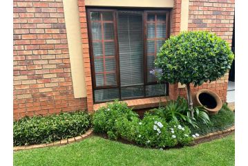 Gary's place Villa, Pretoria - 3