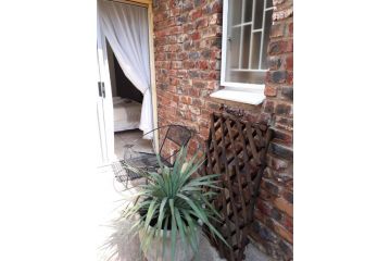 Gastehuis 17 Guest house, Bloemfontein - 5