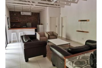Gemsbok Place Guest house, Marloth Park - 5