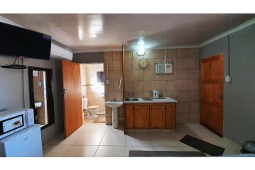 Genesis Self Catering Apartments Apartment, Bloemfontein - 5