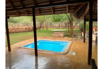 Genet House Holiday Home Guest house, Marloth Park - 4