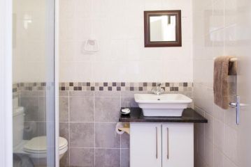 Glenmore Sands Beach Resort Hotel, Port Edward - 4