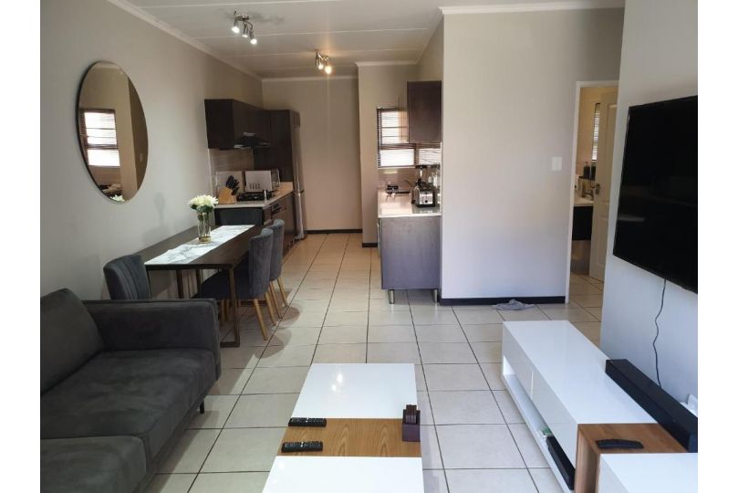 Semeni Asante 105 Apartment, Johannesburg - imaginea 2