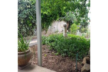 Gods Gift cottage and Mattaniah Cottage Apartment, Clarens - 3
