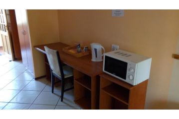 Golden Candle Guest house, Roodepoort - 5