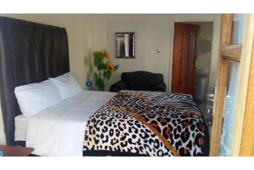 Golden Candle Guest house, Roodepoort - 4