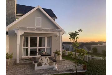 Golfers View @ Kingswood Golf Estate Apartment, George - 2