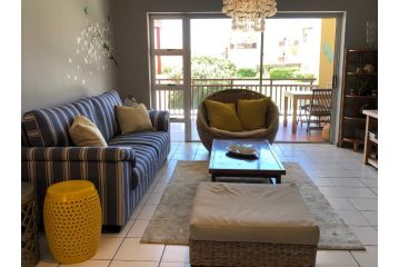 Goose Valley Retreat with Sea Views Apartment, Plettenberg Bay - 4