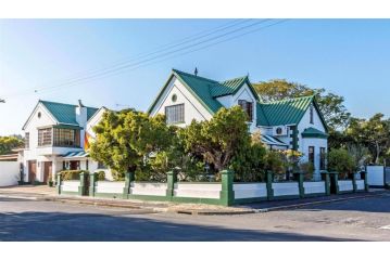Green Gables Guest House Strand Guest house, Cape Town - 4