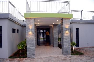 Green Side accommodation Hotel, Rustenburg - 2