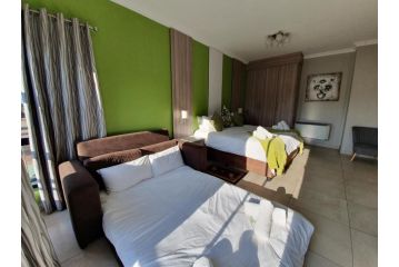 Green Side accommodation Hotel, Rustenburg - 5