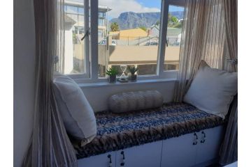 Greenpoint* 1 Bed * Short Walk to V&A Water Front Apartment, Cape Town - 2