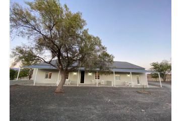 Grootfontein Farm House Guest house, Beaufort West - 1