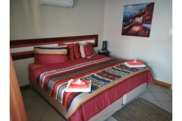 Grand Central Guesthouse Guest house, Rustenburg - 1