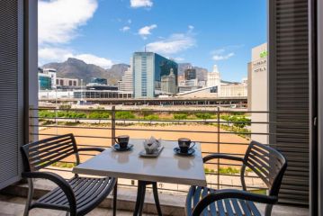 aha Harbour Bridge Hotel & Suites ApartHotel, Cape Town - 4