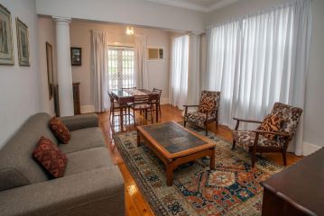 Harcourt Lodge Apartment, Durban - 4