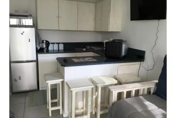 Hartenbos Breakaway Apartment, Mossel Bay - 5