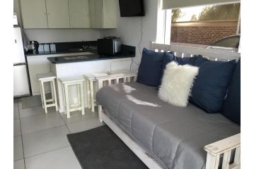 Hartenbos Breakaway Apartment, Mossel Bay - 3