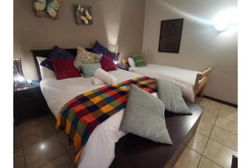 Harties Honeymoon suite Mountain side - Hartbeespoort dam Apartment, Hartbeespoort - 5