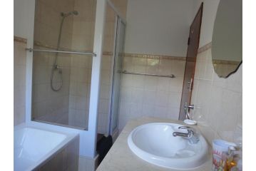 Haus Perlenblick Bed and breakfast, Paarl - 4
