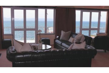 Heaven's Window Apartment, Hermanus - 5